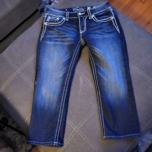 Miss Me Capri Jeans